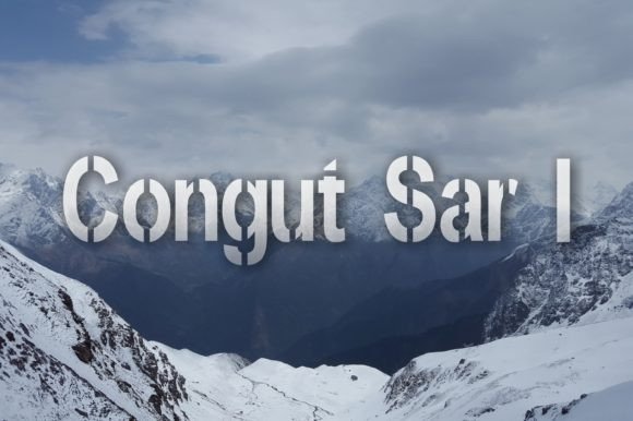 Congut Sar I: A Modern Display Font for Creative Branding
